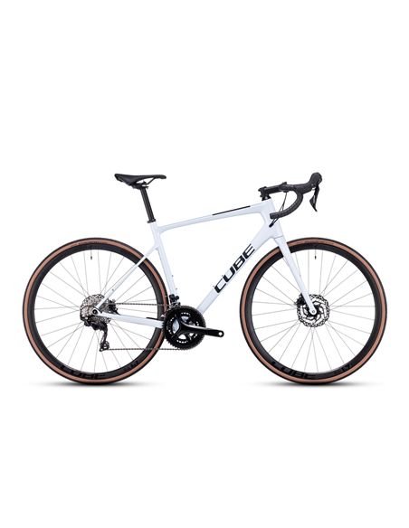 CUBE ATTAIN GTC RACE FLASHWHITE´N´BLACK